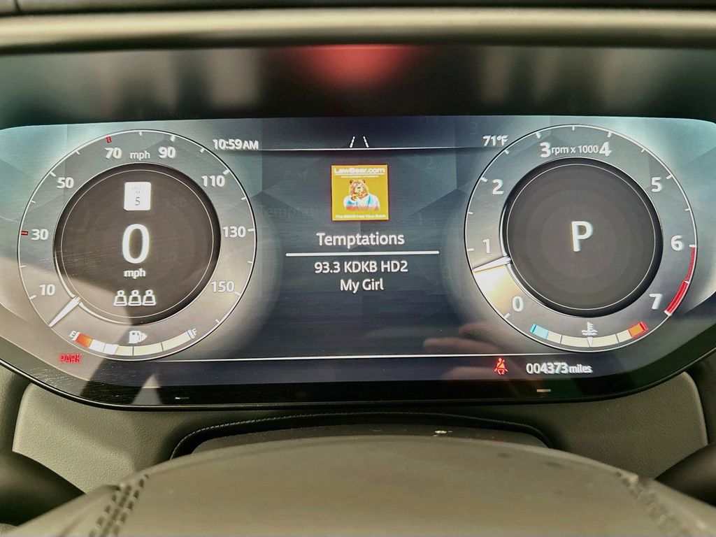 Used 2025 Gray Land Rover S image 33