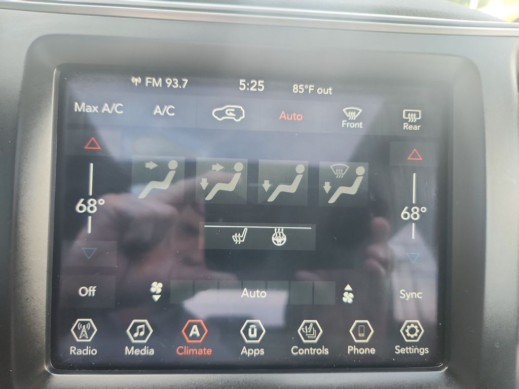 2021 Jeep Cherokee Latitude Lux Gray at Subaru and VW of Moon Township