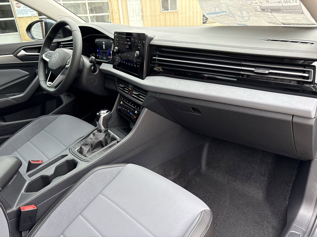 New 2026 Metallic Volkswagen 1.5T SE image 28