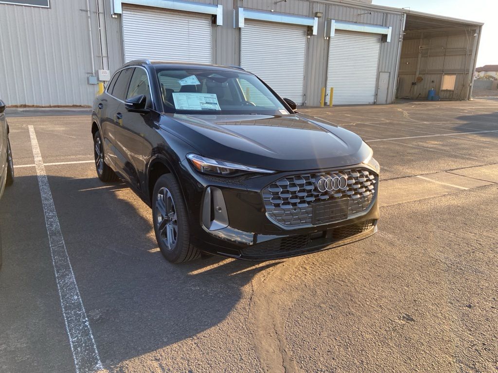 Thumbnail: 2025 Audi Q5 - 3