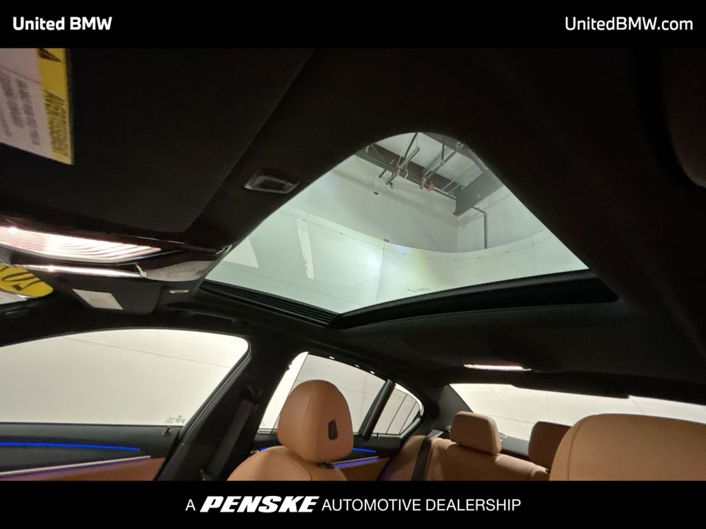2022 BMW 5 Series 530i 20