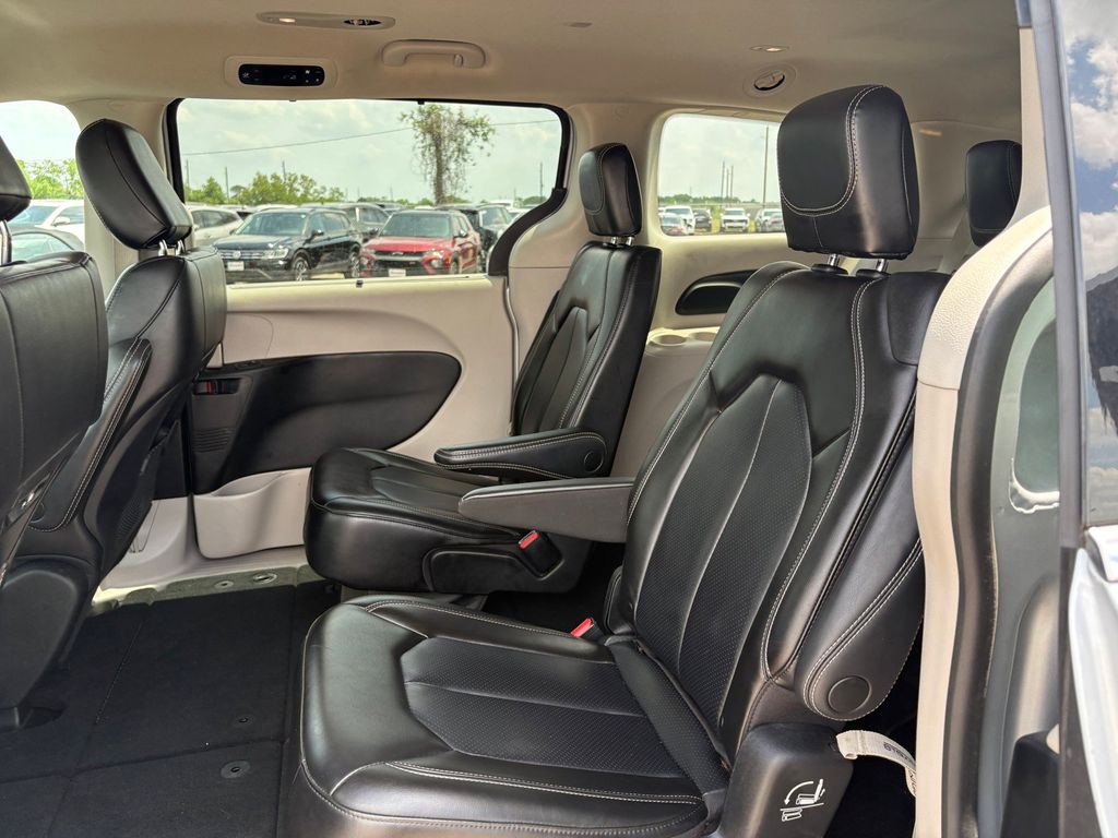 2023 Chrysler Pacifica Touring L Silver at Durrett Motor Company