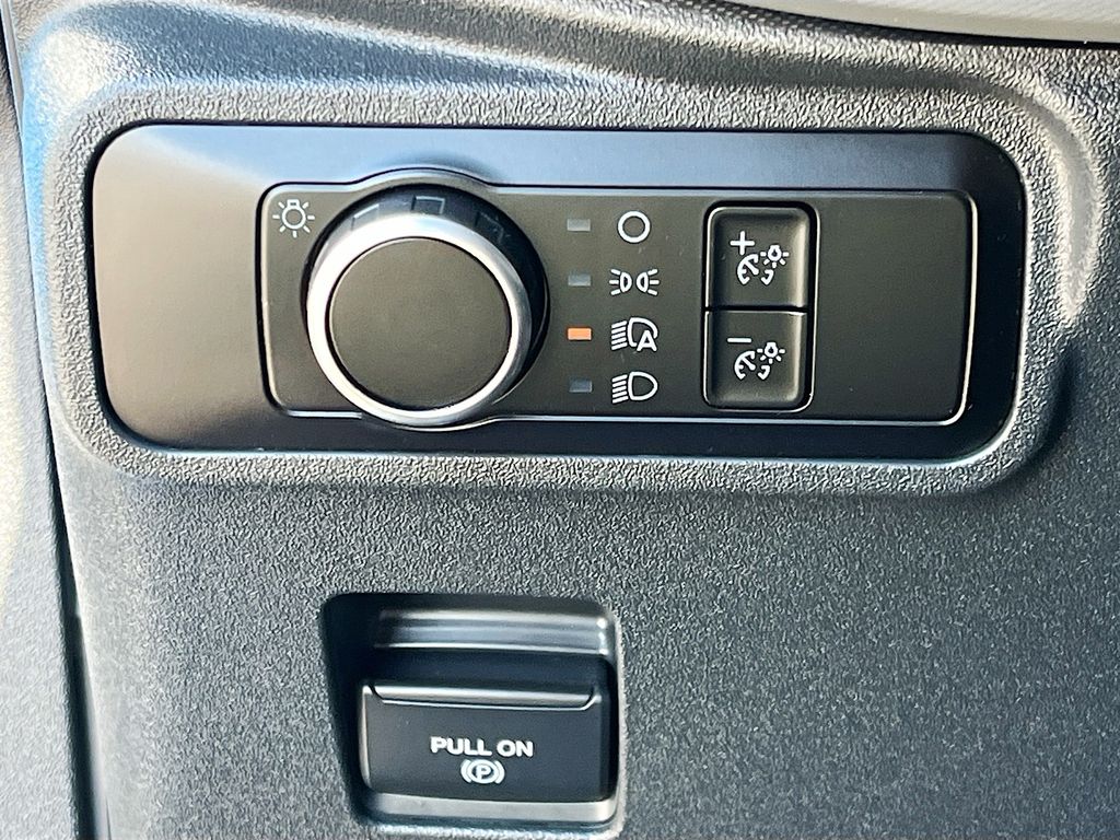 2023 Ford Bronco 4-Door Base - Photo 10