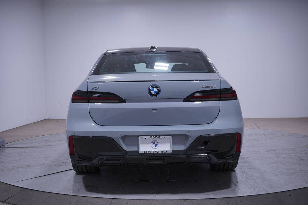 Thumbnail: 2025 BMW i7 - 5
