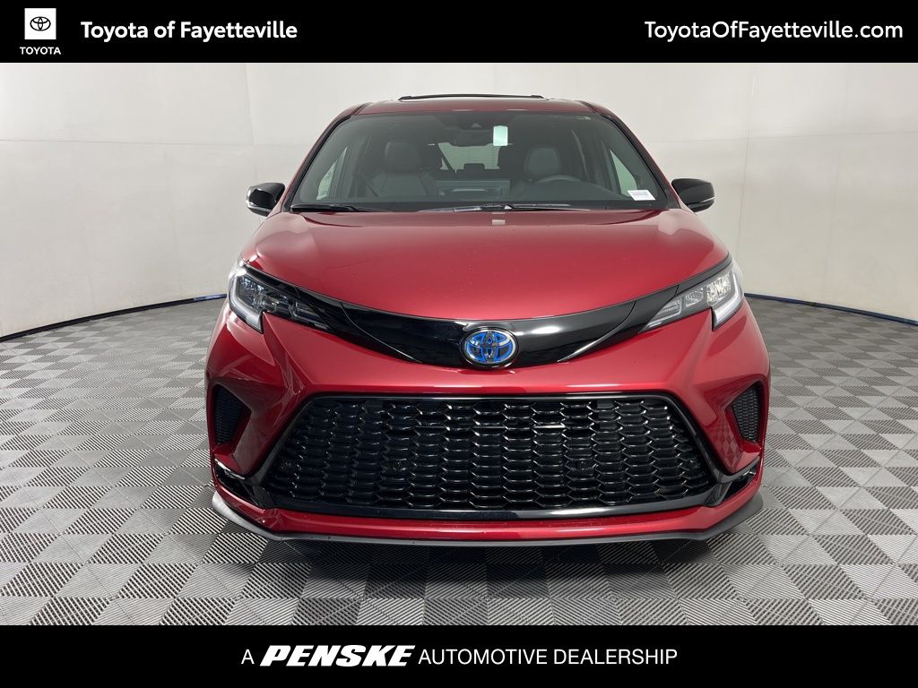 Thumbnail: 2025 Toyota Sienna - 7