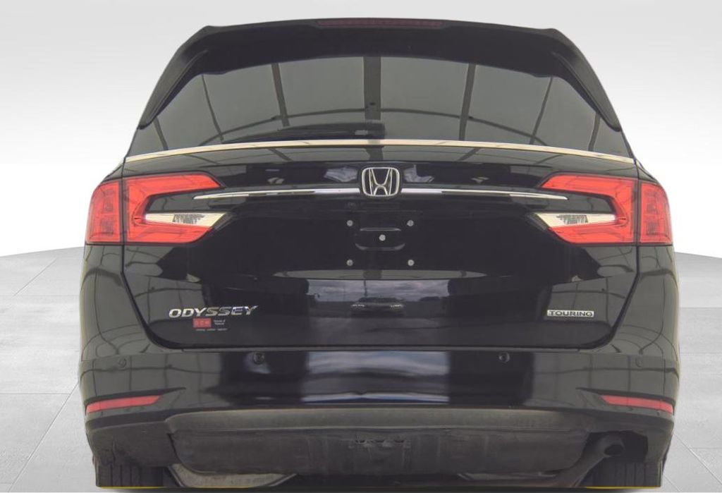 Used 2023  Honda Touring image 10
