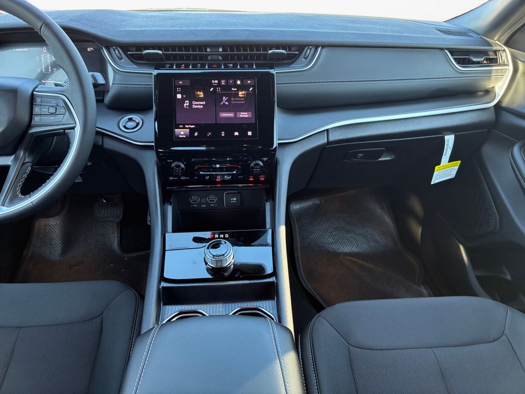 New Car 2025 Jeep Grand Cherokee  Laredo X For Sale Under $35,000 In Austin, Texas