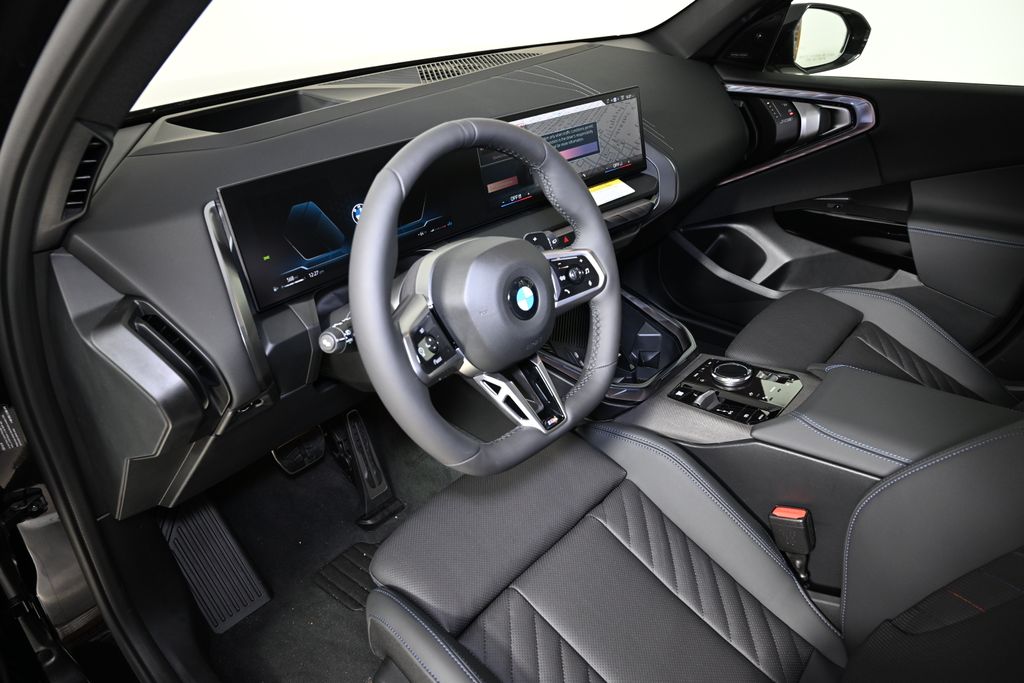 Thumbnail: 2026 BMW X3 - 15
