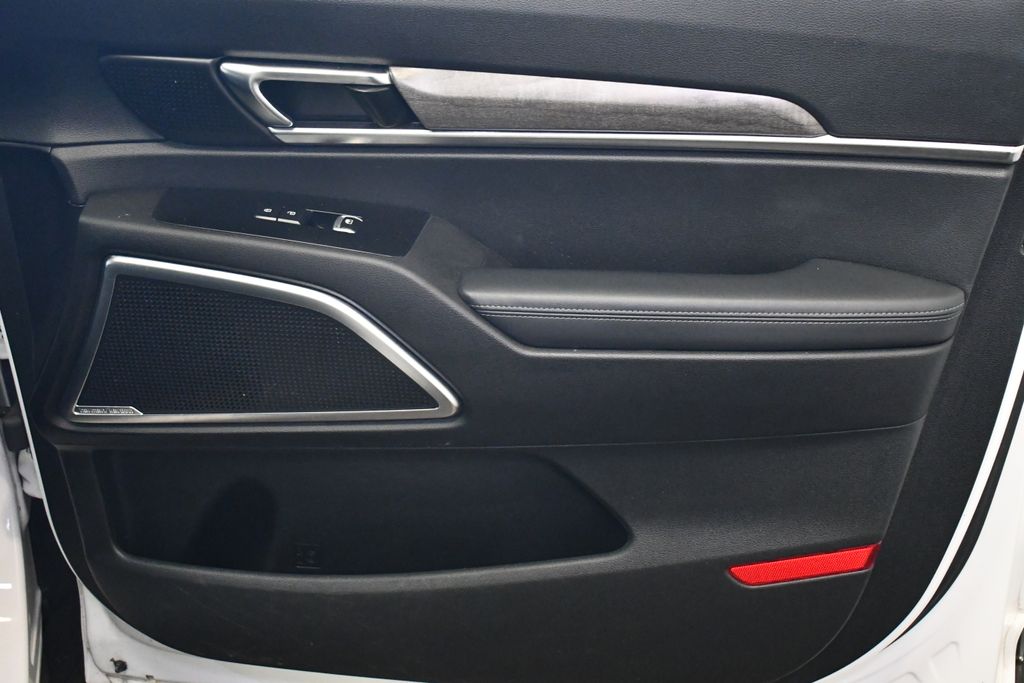 Thumbnail: 2020 Kia Telluride - 31