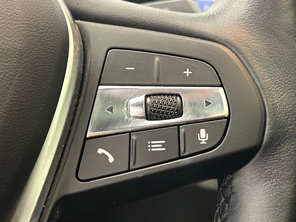 Thumbnail: 2023 BMW i4 - 16