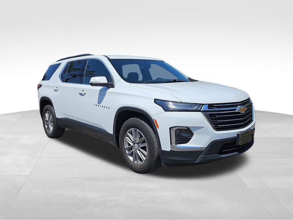 Used 2023 Chevrolet Traverse LT