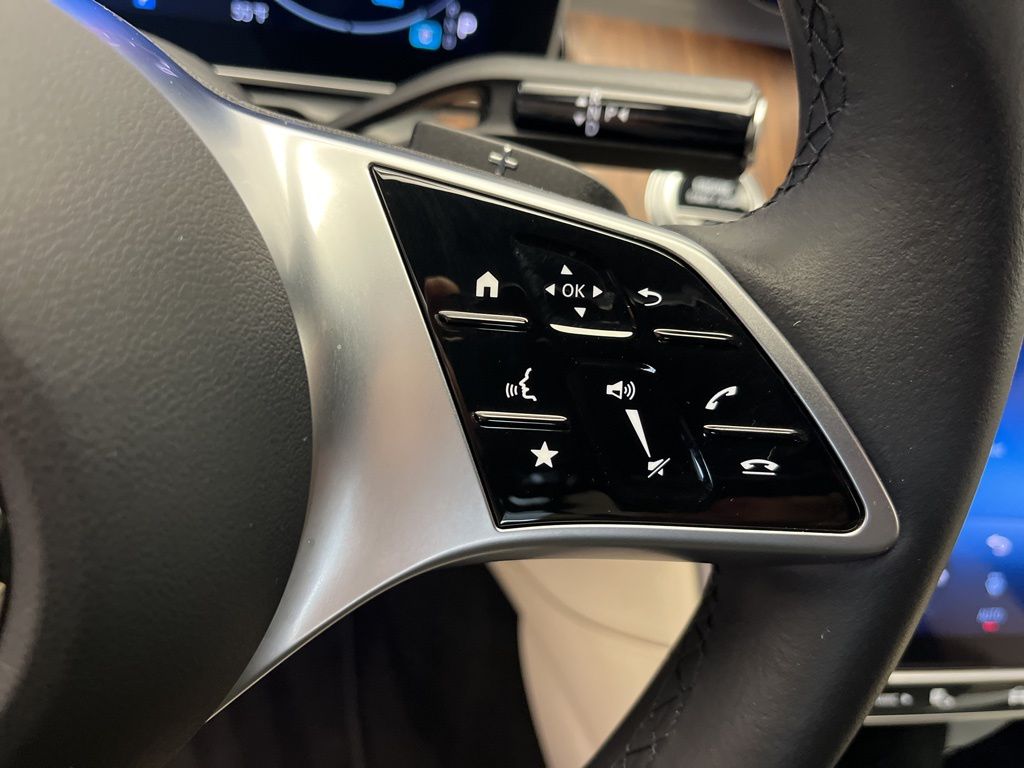 Thumbnail: 2025 Mercedes-Benz C-Class - 15