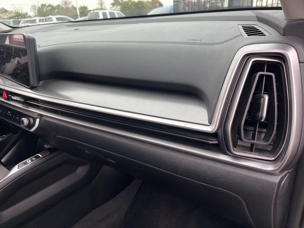 Thumbnail: 2024 Kia Sorento - 29