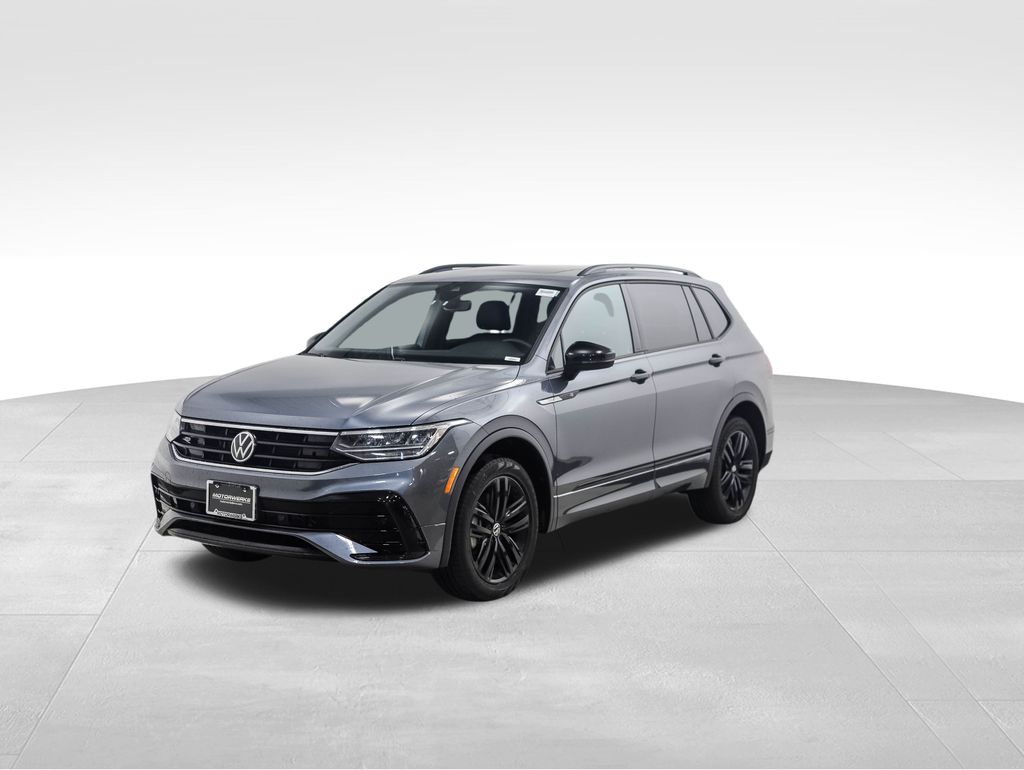 2022 Volkswagen Tiguan SE R-Line Black -
                Bloomington, MN