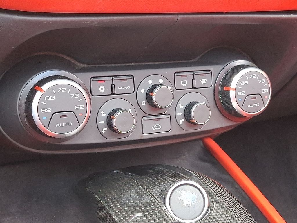 Thumbnail: 2016 Ferrari California - 15