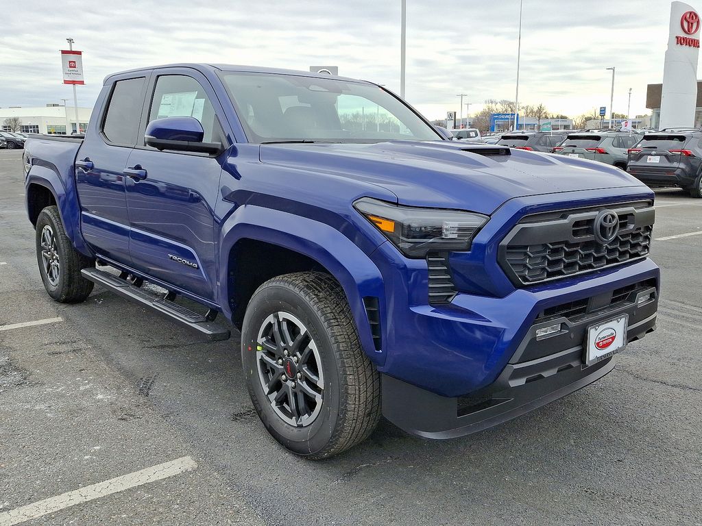 2025 Toyota Tacoma TRD Sport 2