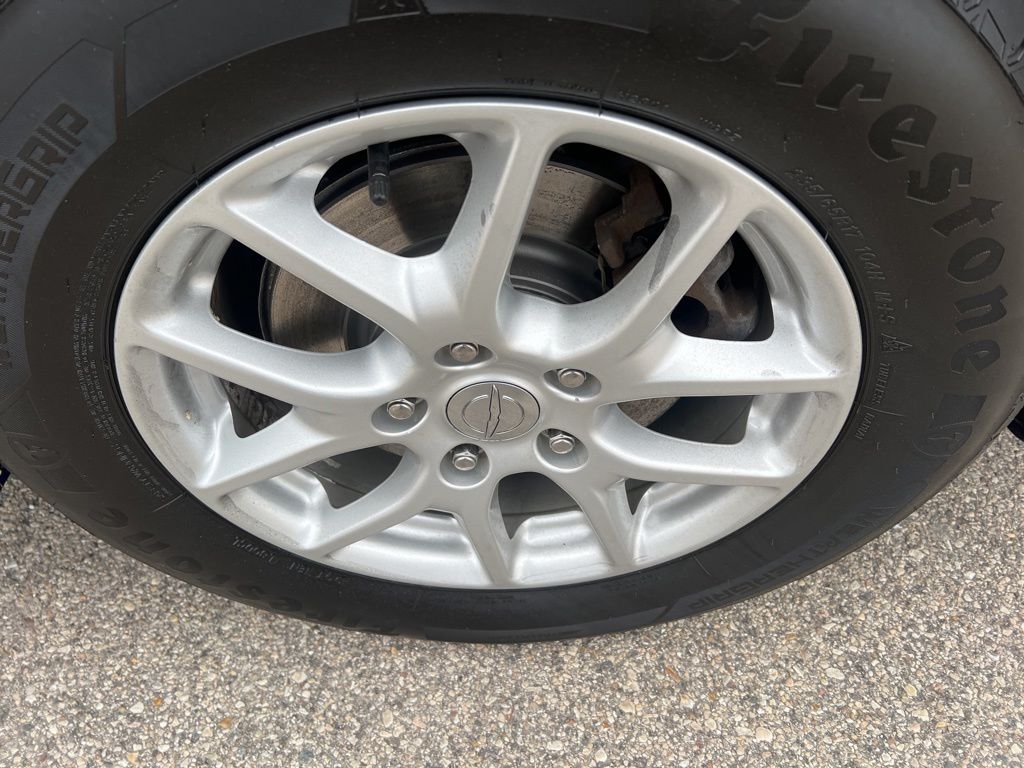 2020 Chrysler Pacifica Touring photo