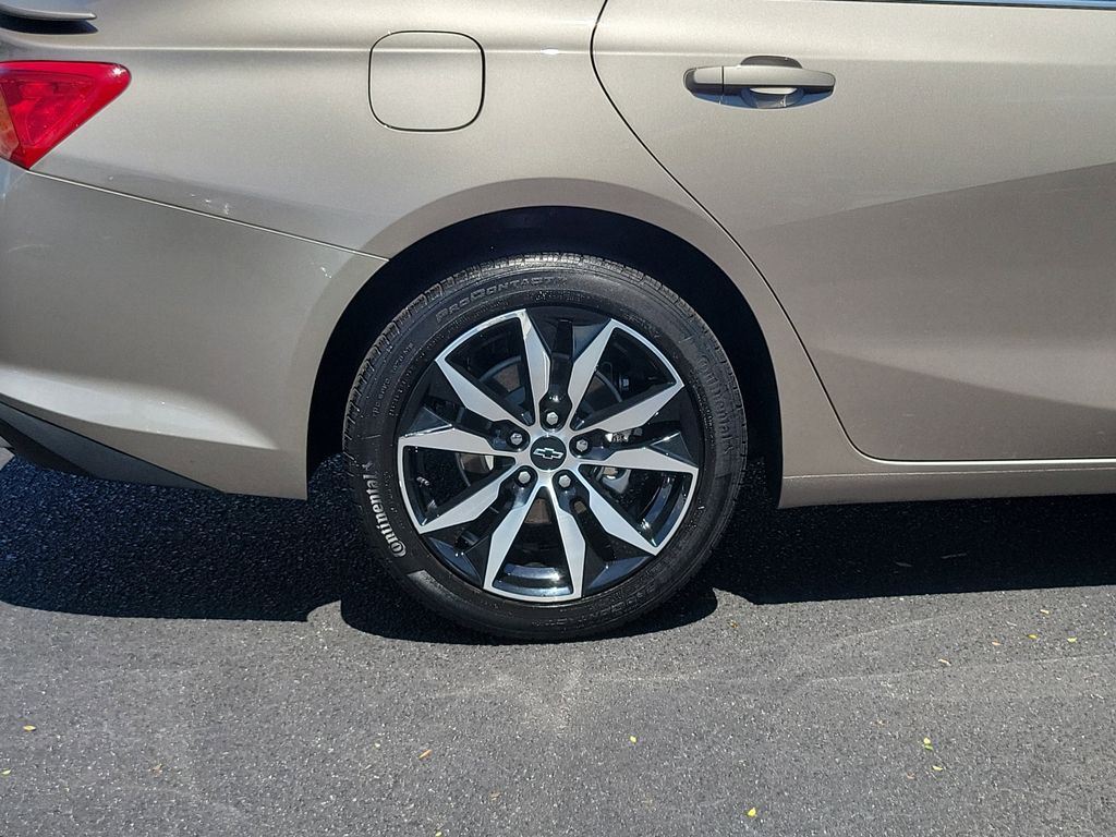 used 2024 Chevrolet Malibu car, priced at $20,550