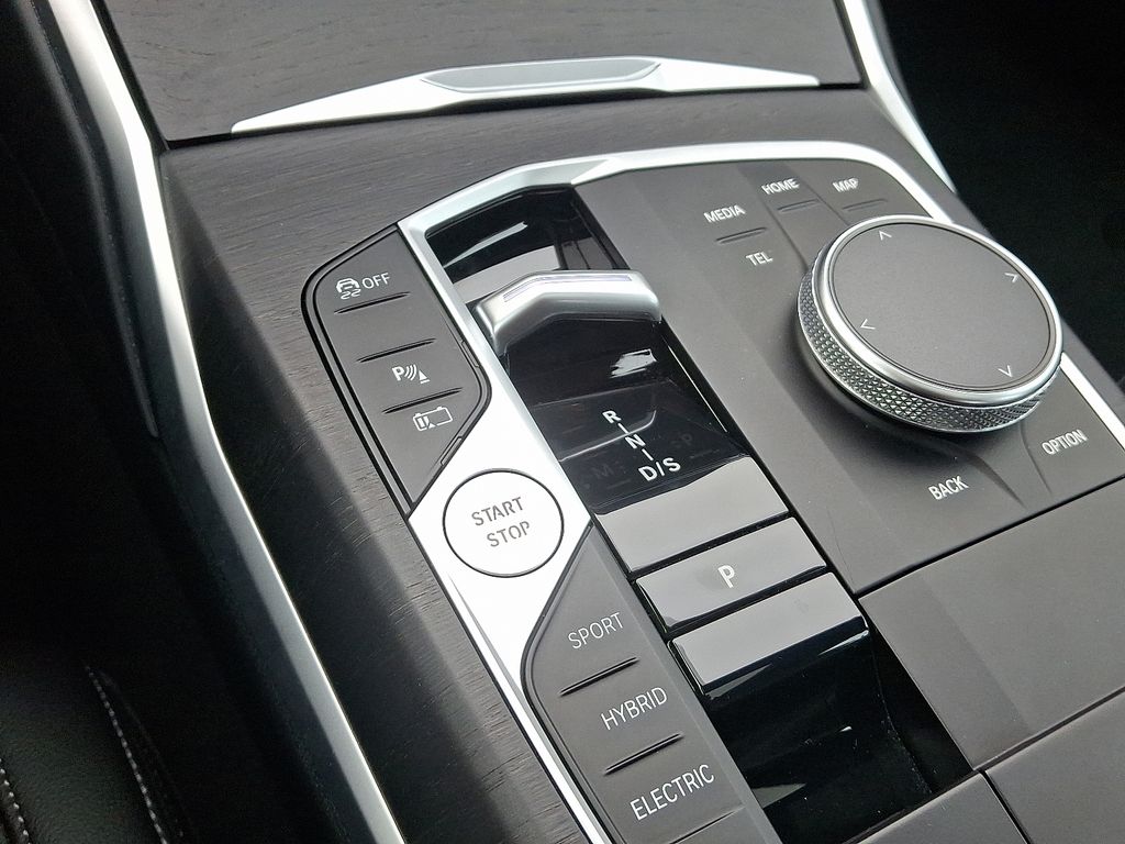 Thumbnail: 2023 BMW 3 Series - 16