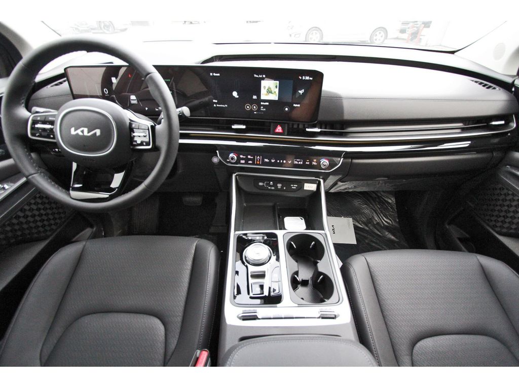 New 2026 Kia Carnival MPV Hybrid Van