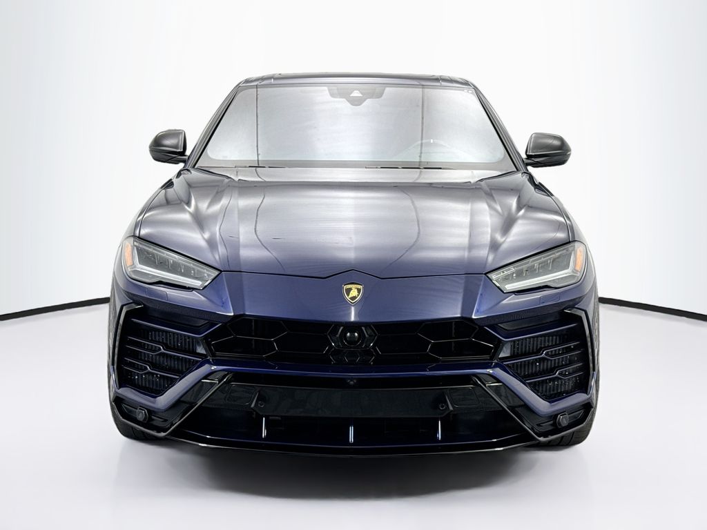 Thumbnail: 2020 Lamborghini Urus - 2