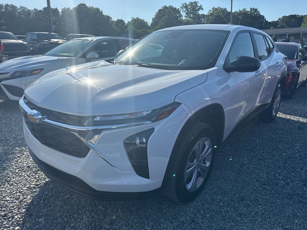 2025 Chevrolet Trax's photo