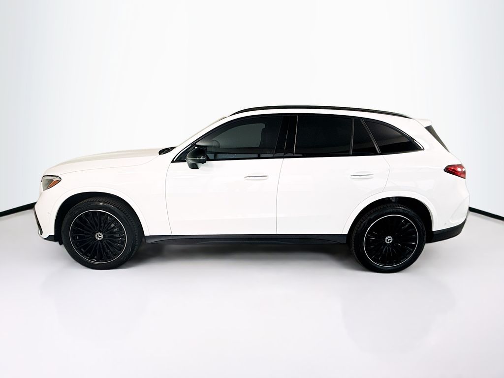 Thumbnail: 2026 Mercedes-Benz GLC - 8