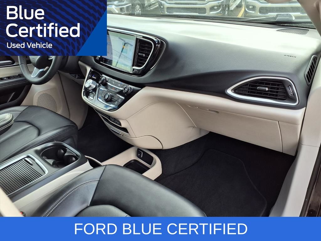 2024 Chrysler Pacifica Touring L Black at Community Honda
