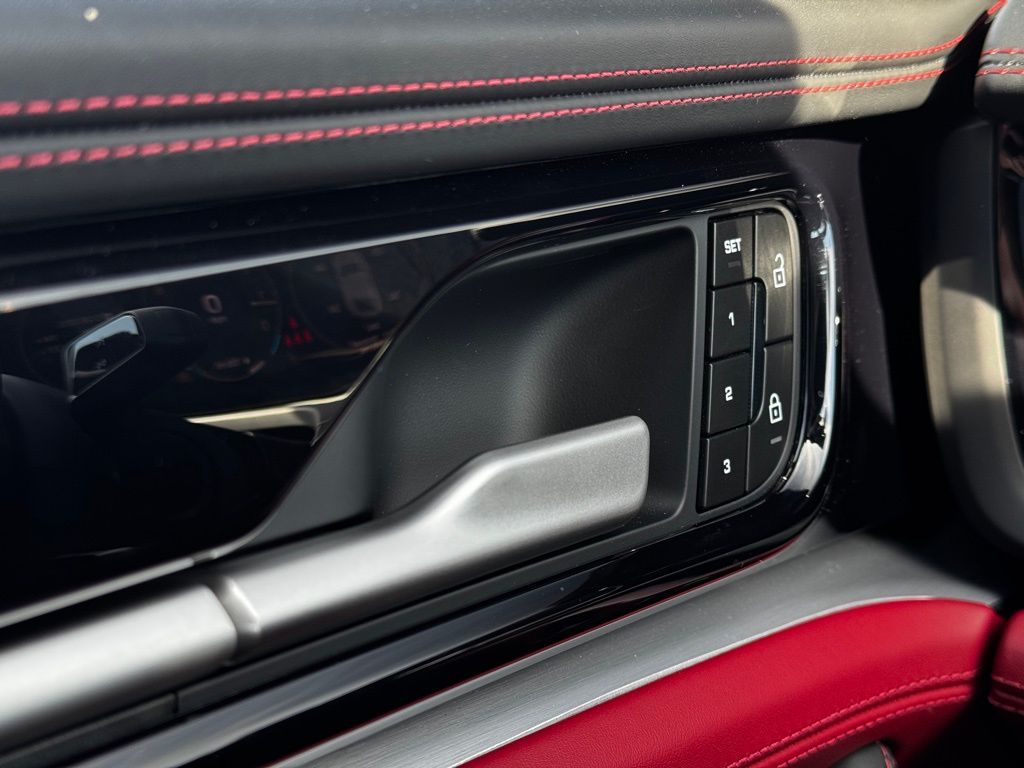 2024 Panamera picture #22
