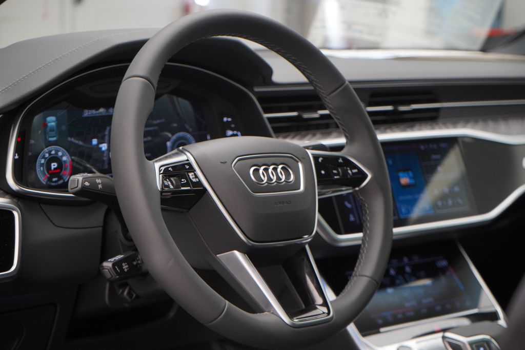 2025 Audi A7  8