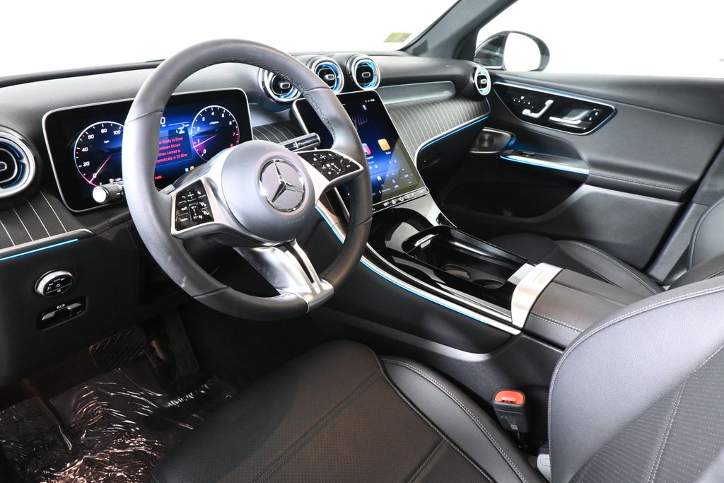 Thumbnail: 2026 Mercedes-Benz GLC - 4