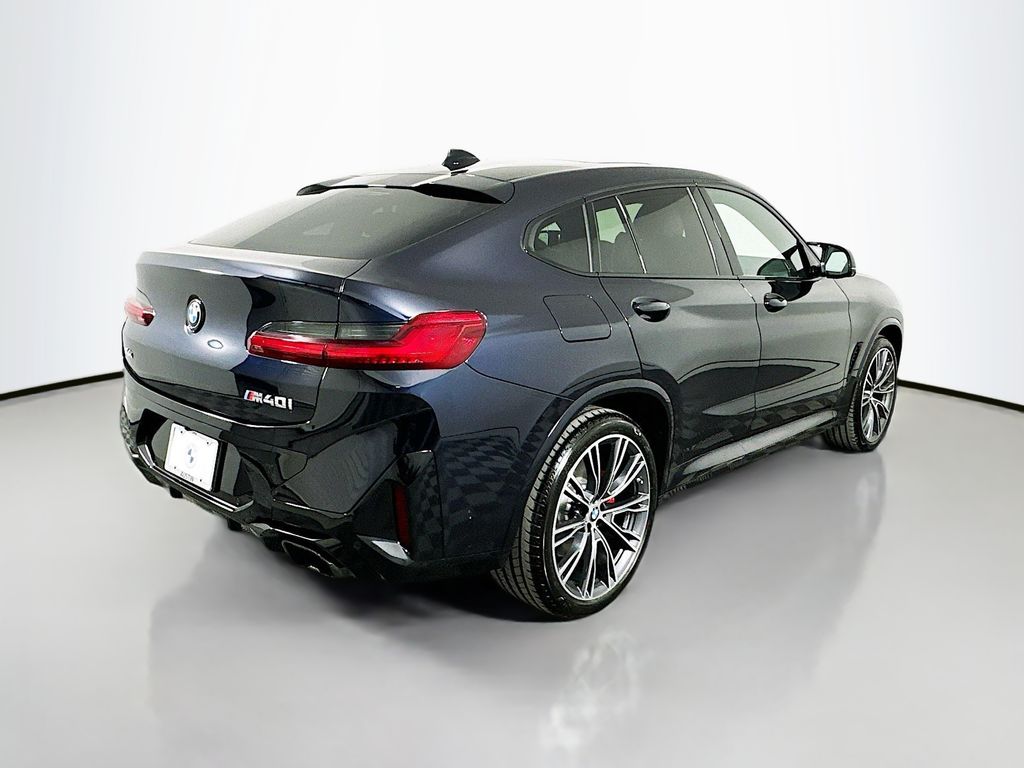 Thumbnail: 2025 BMW X4 - 5