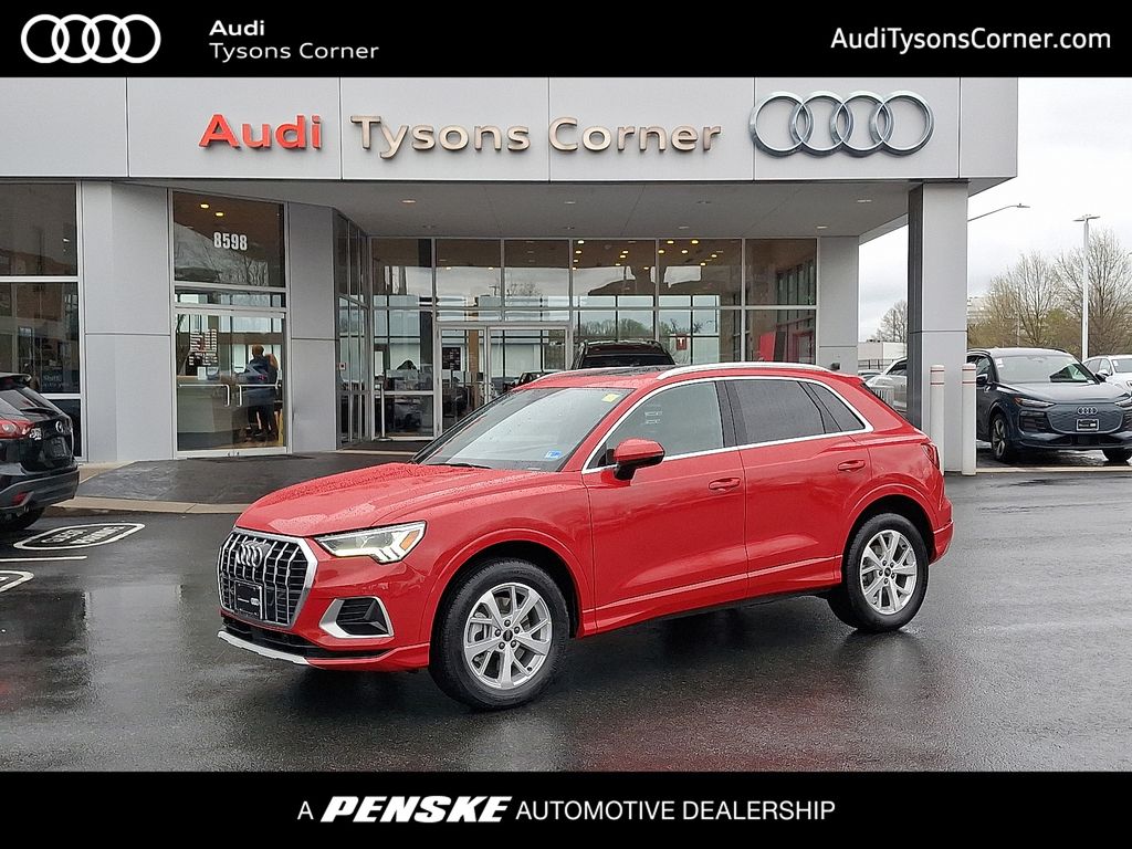 Thumbnail: 2023 Audi Q3 - 1