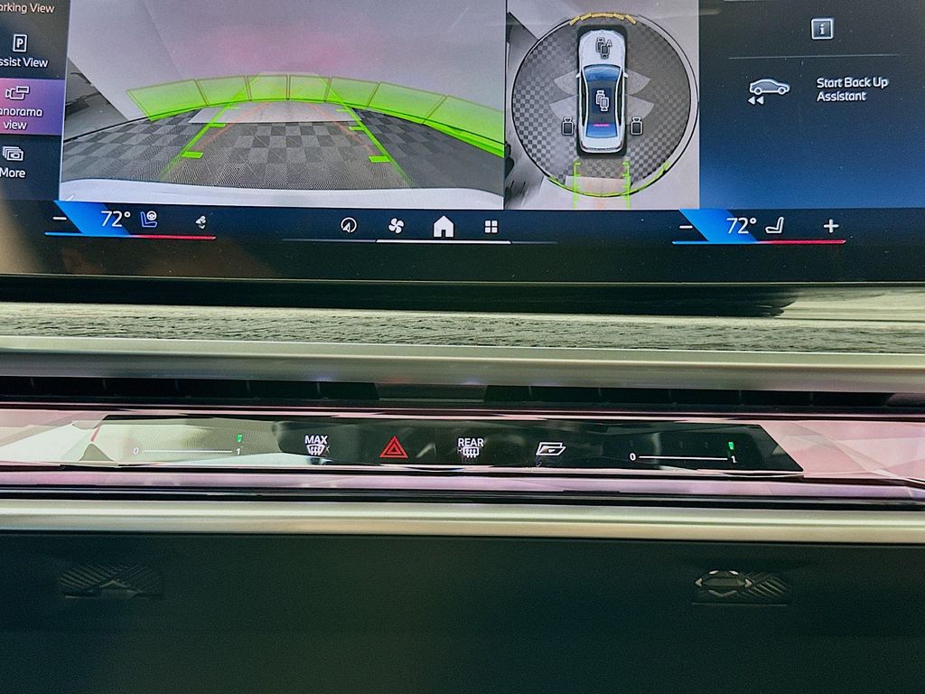 Thumbnail: 2026 BMW 7 Series - 14