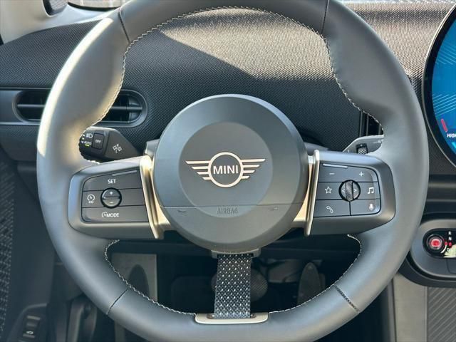 Thumbnail: 2026 MINI Cooper - 17