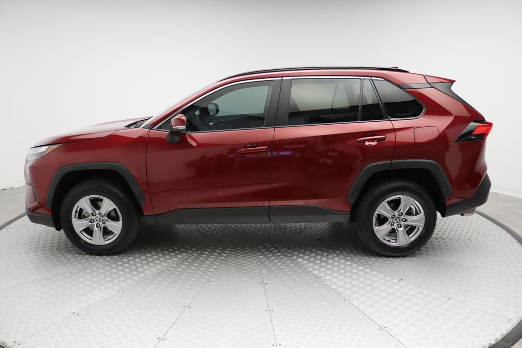 Thumbnail: 2022 Toyota RAV4 - 12