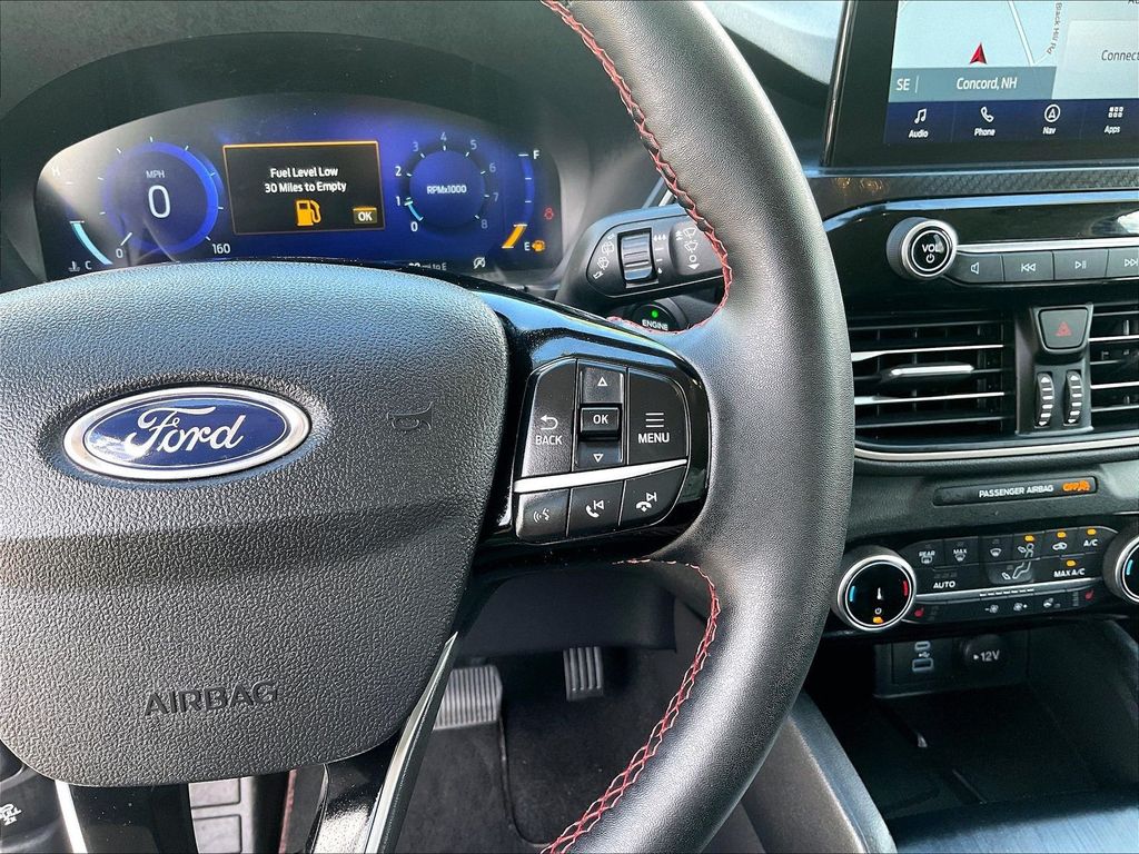 2022 Ford Escape — photo 24