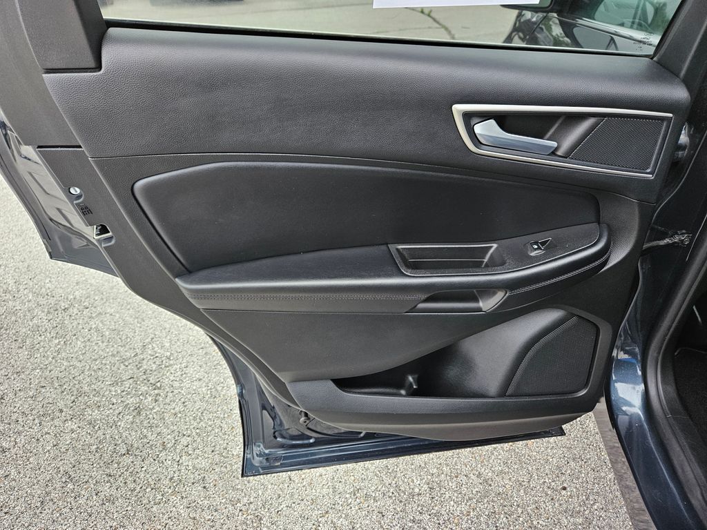 Used 2023 Ford Edge SUV