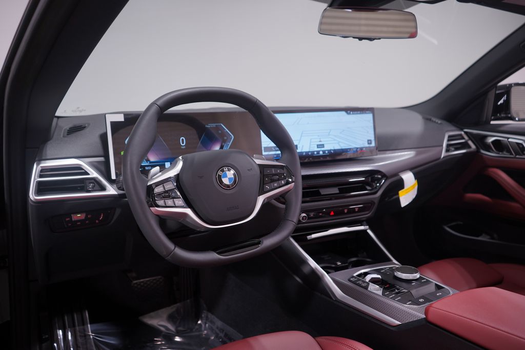 Thumbnail: 2025 BMW 4 Series - 10