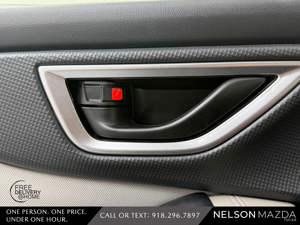 Used 2024 Gray Subaru Base image 20