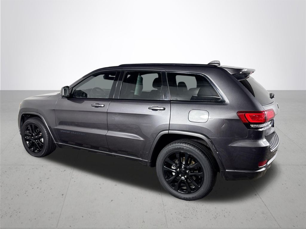 2020 Jeep Grand Cherokee Altitude