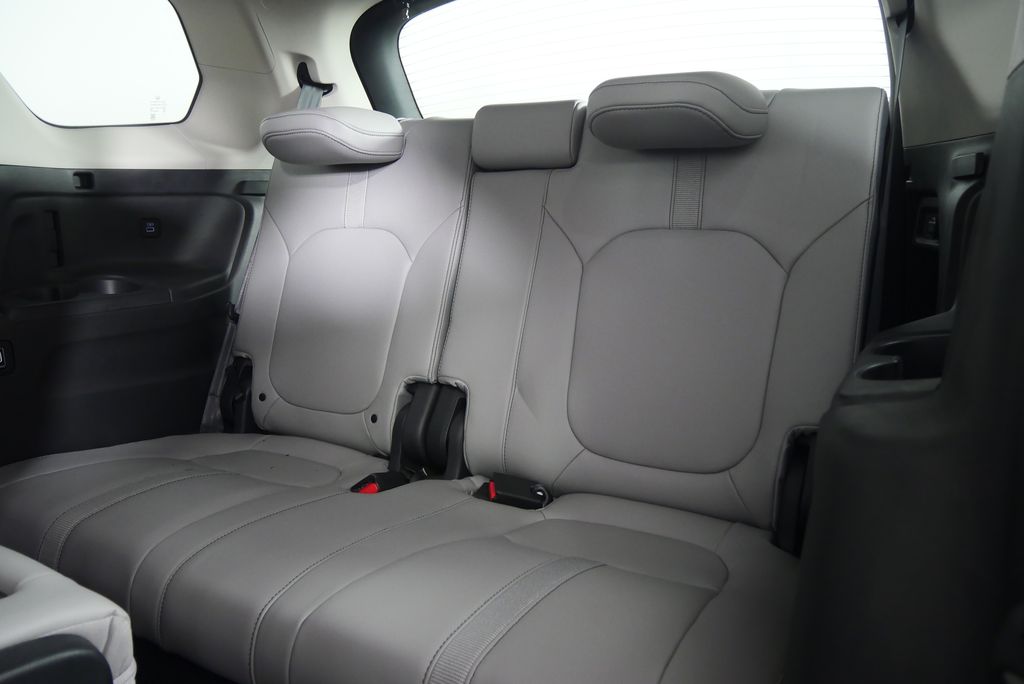 2023 Honda Pilot EX-L 18