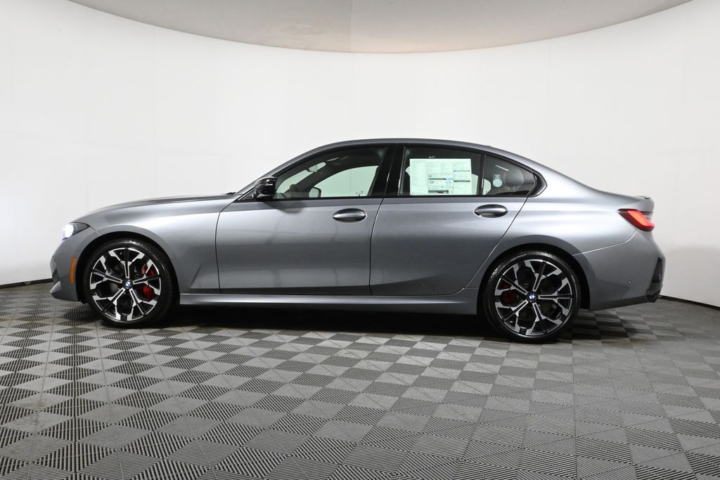 Thumbnail: 2026 BMW 3 Series - 2