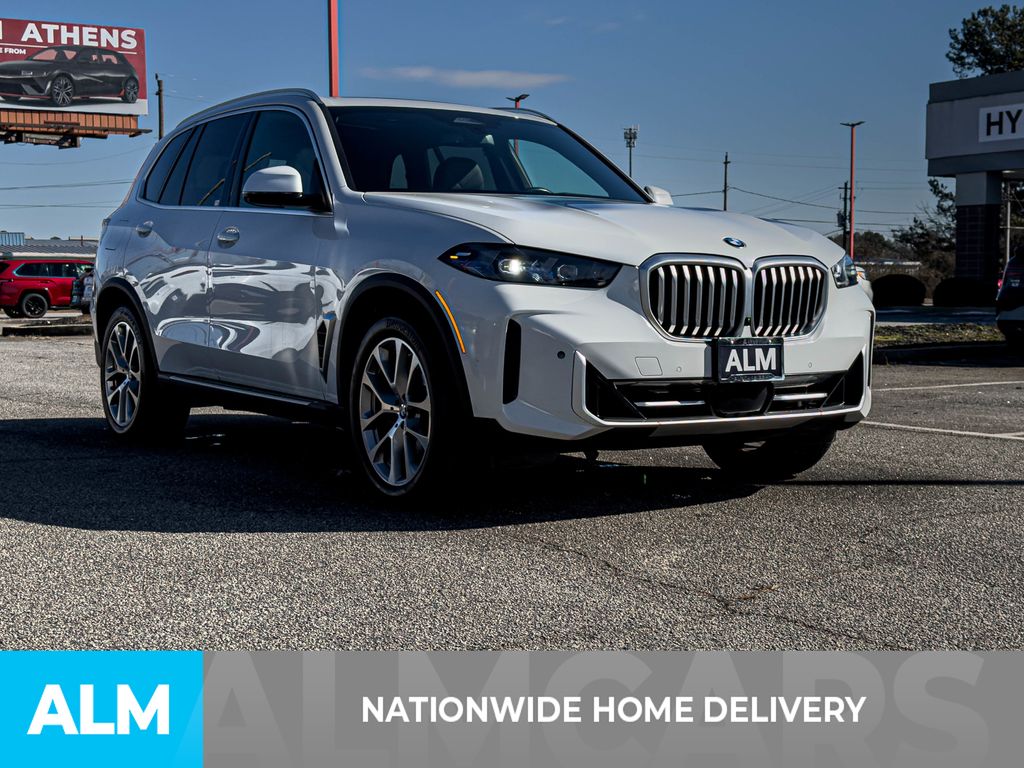 Used 2024 White BMW xDrive40i image 4