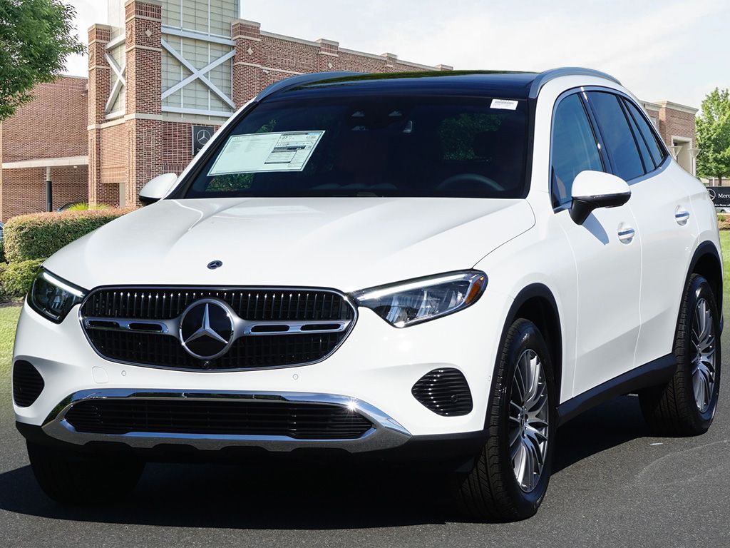 Thumbnail: 2026 Mercedes-Benz GLC - 4