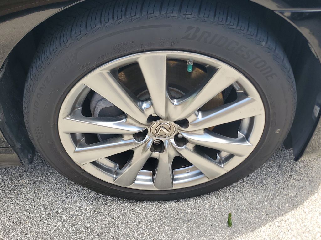 2015 Lexus GS - $14,288