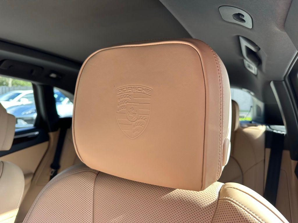 Thumbnail: 2024 Porsche Macan - 22