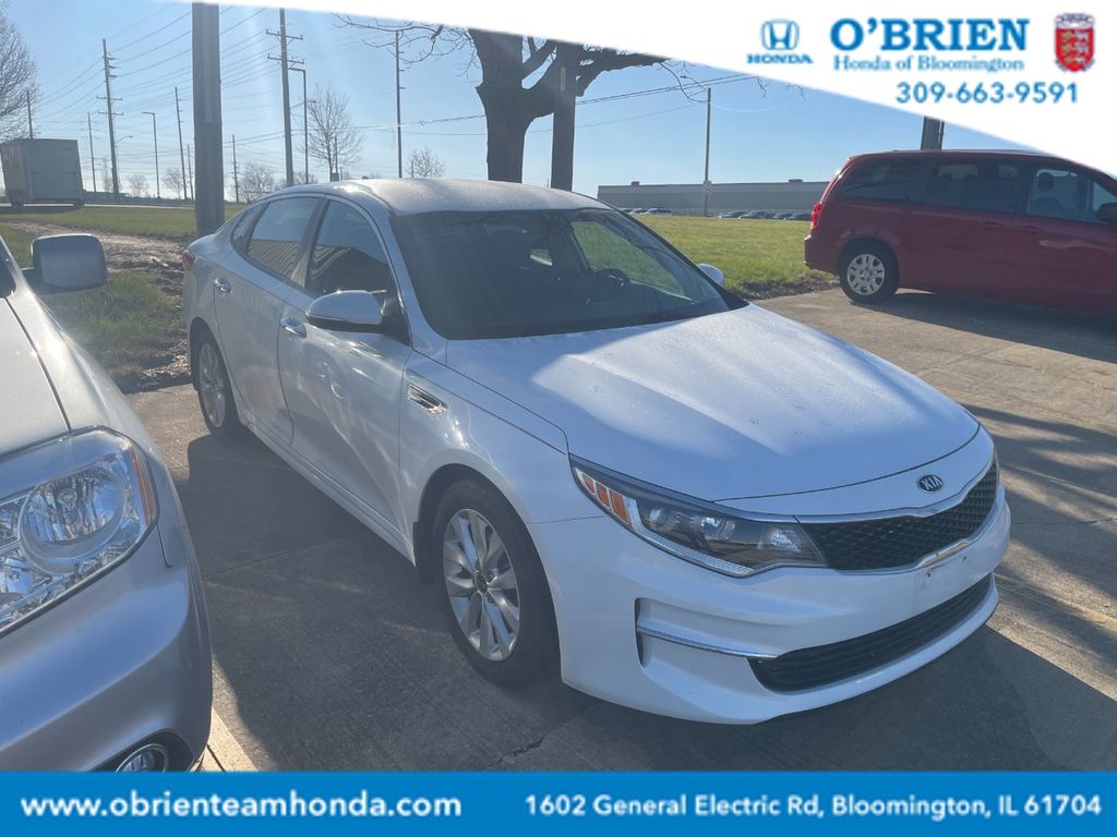 Snow White Pearl 2018 Kia Optima LX Sedan Front-Wheel Drive 6-Speed Automatic