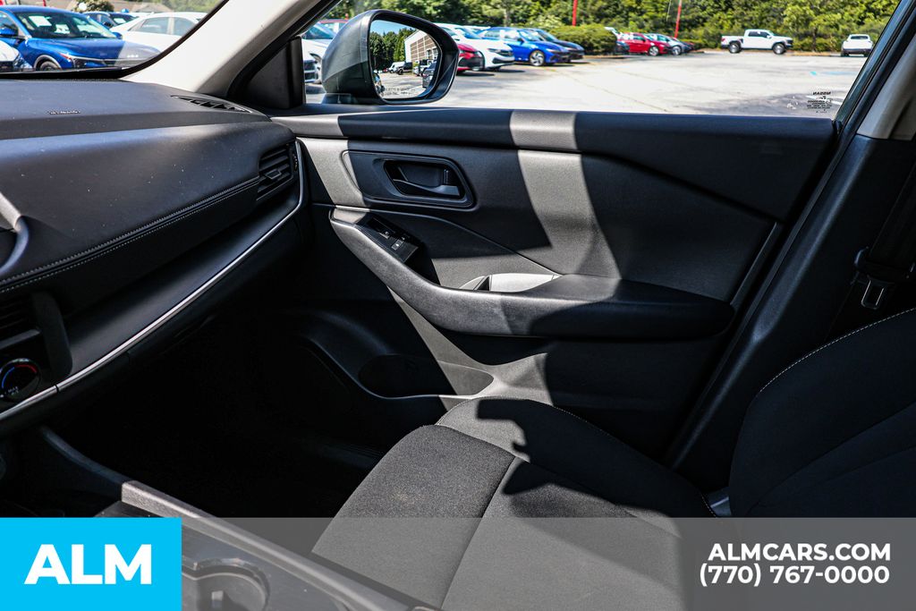 Used 2024 Gray Nissan S image 45