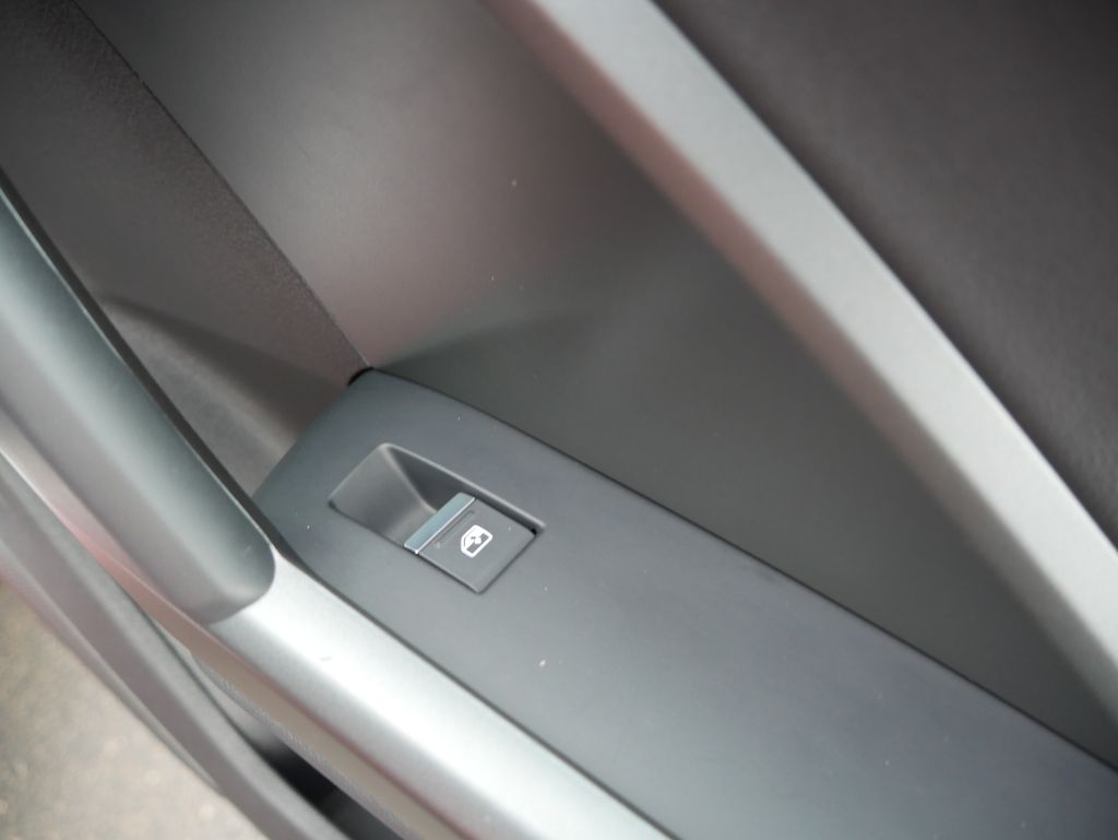 Thumbnail: 2022 Audi Q3 - 31